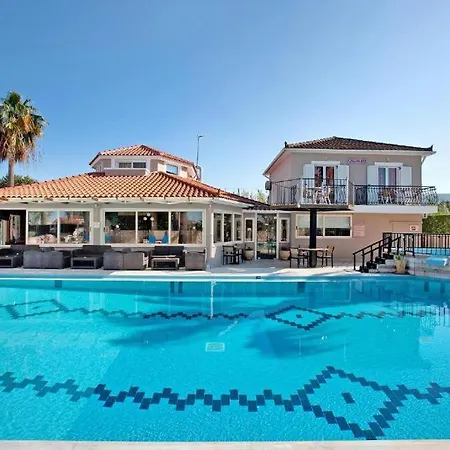 Paradise 3* לגאנאס