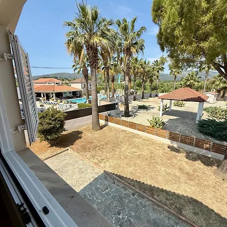Paradise מלון דירות